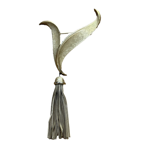 Vintage Crown Trifari Golden Tassel Brooch Mid Century Statement Runway Jewelry - Picture 1 of 6